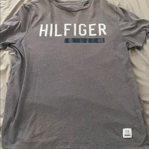 Tommy Hilfiger tee